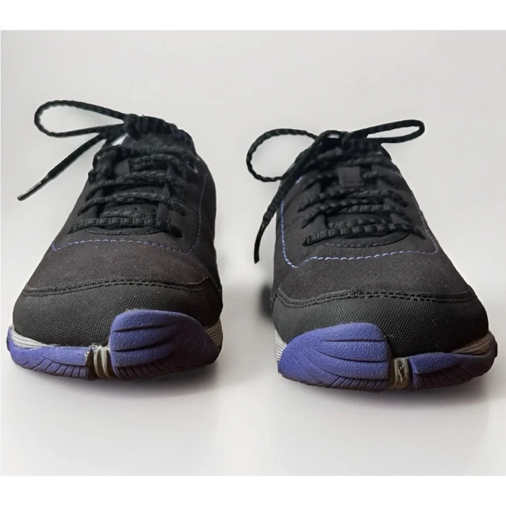 (7) MERRELL Performance Black All Out Burst w/ Purple Highlights & Sole Walking